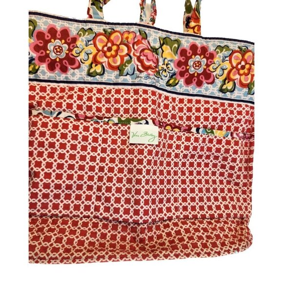 Vera Bradley Quilted Floral Tote Bag With Button Closure - Picture 14 of 14